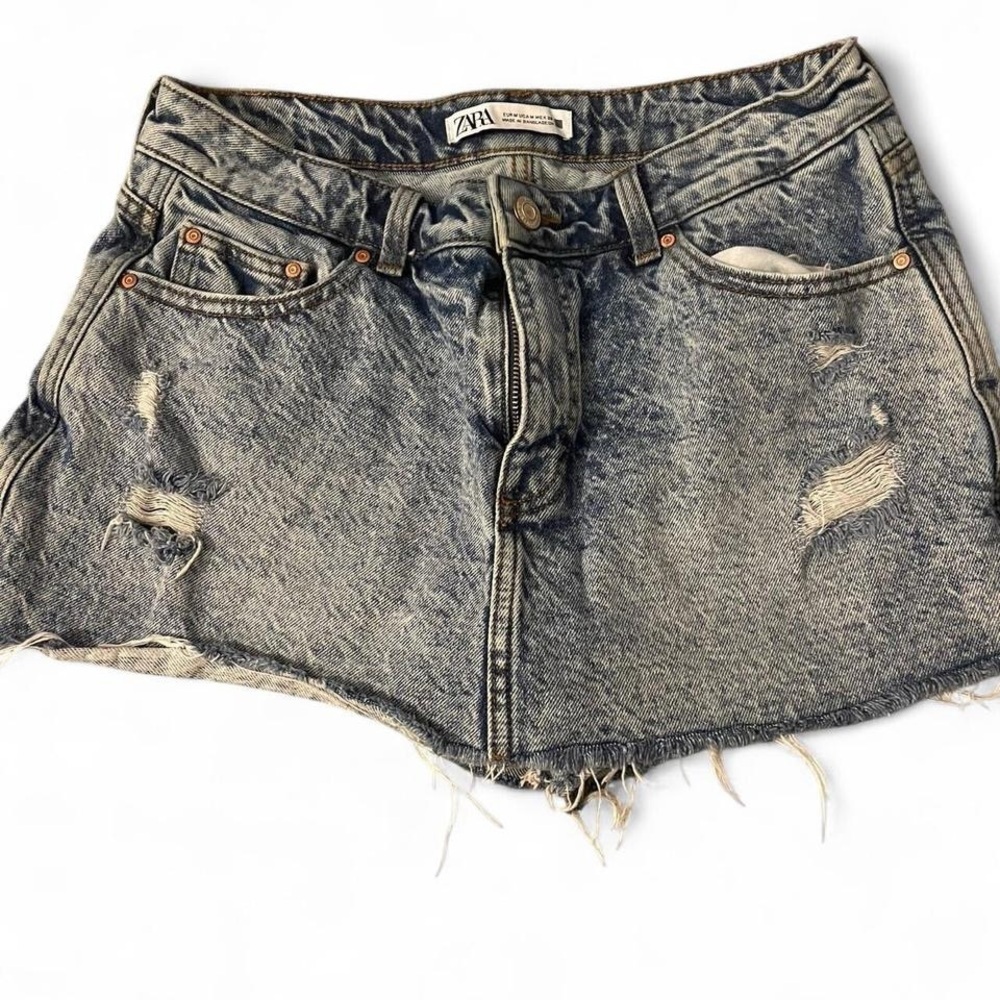 Zara - Picture 2 of 6